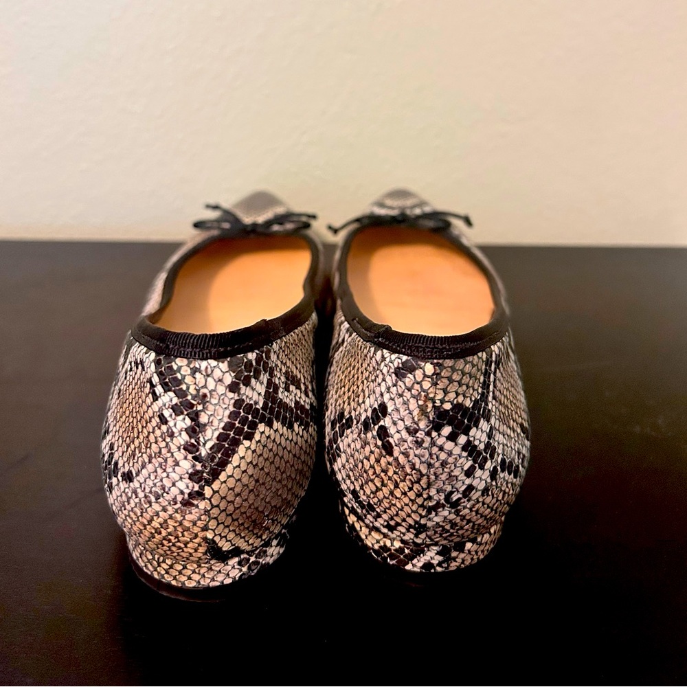 Excellent Condition French Sole Snakeskin Flats - 37.5 - Picture 4 of 8